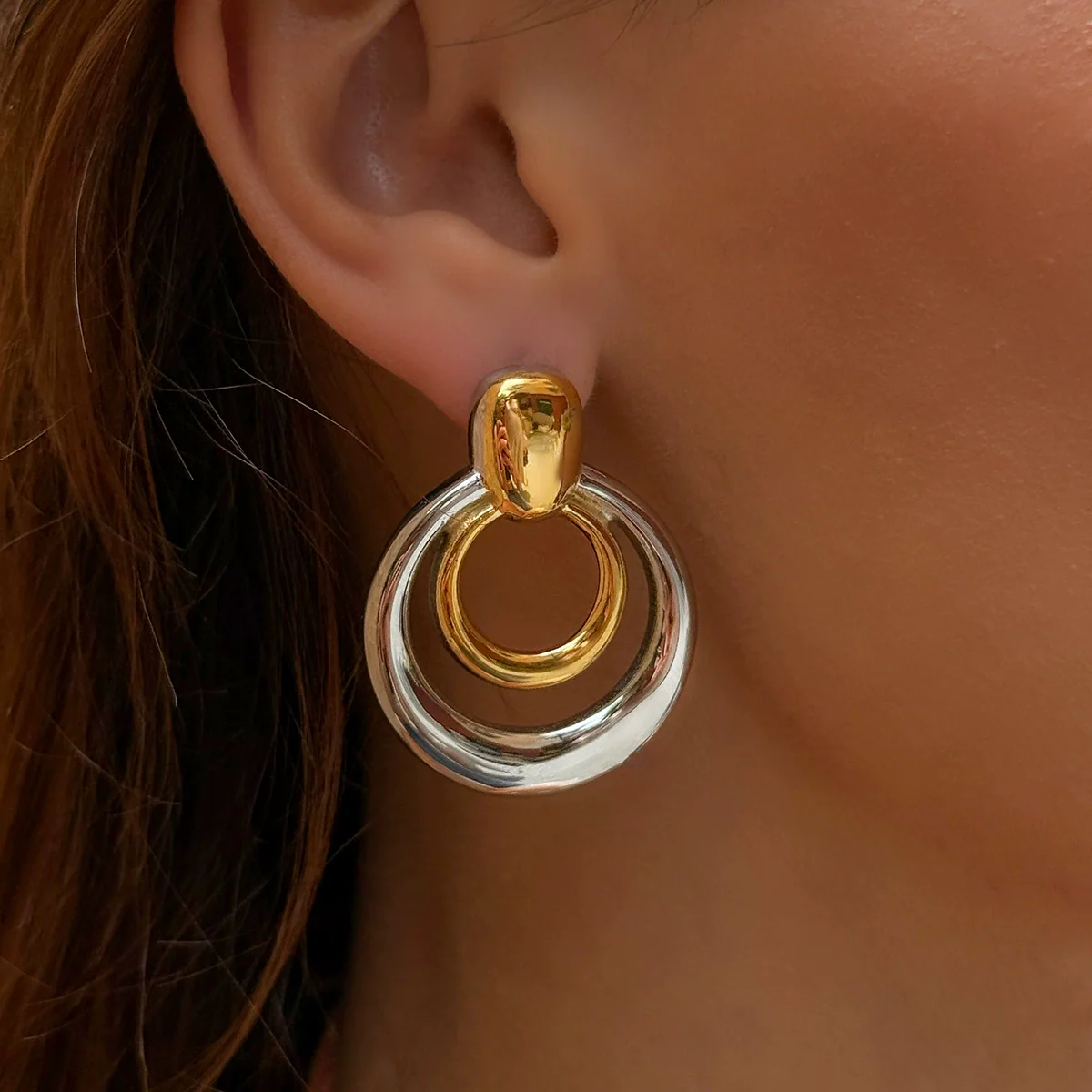 Wholesale Light Luxury Geometric Electroplated Stainless Steel Round Doublelayer Hollow Earrings For Women - Image 4