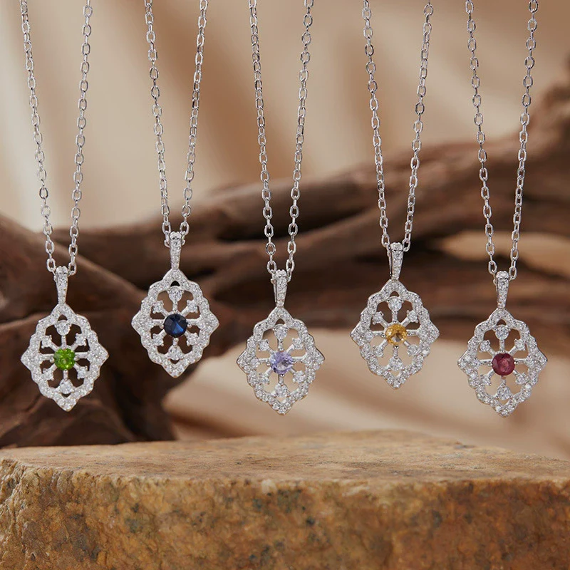 Wholesale Light Luxury Geometric Silver Pendant Necklace With Natural Gemstones