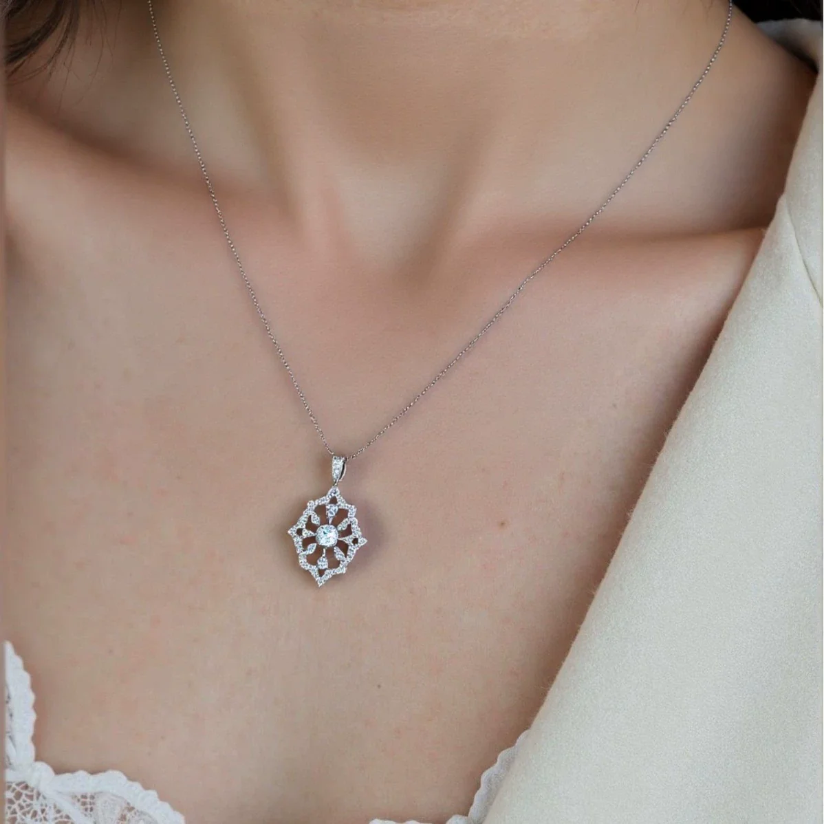 Wholesale Light Luxury Geometric Silver Pendant Necklace With Natural Gemstones - Image 3