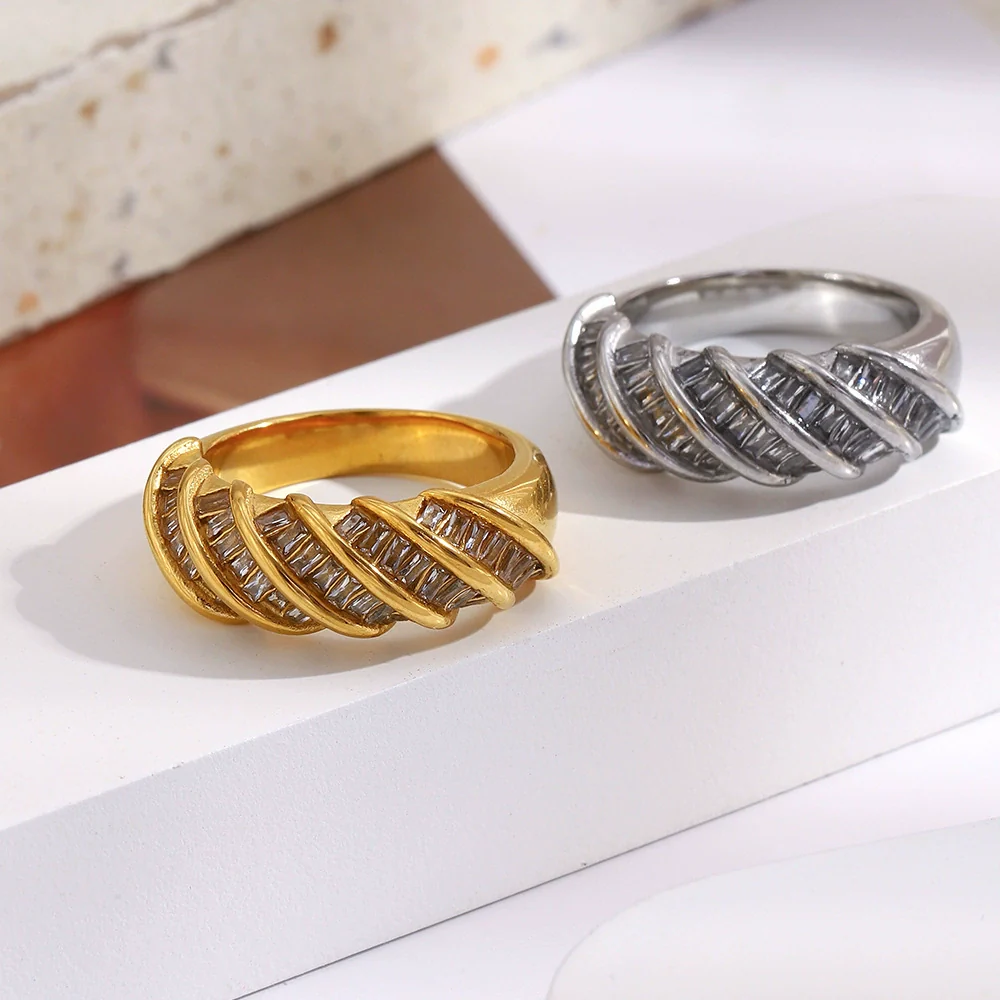 Wholesale Light Luxury Geometric Stainless Steel 18K Gold Plated Rectangular Zirconium Twisted Interface Ring For Women - Image 3