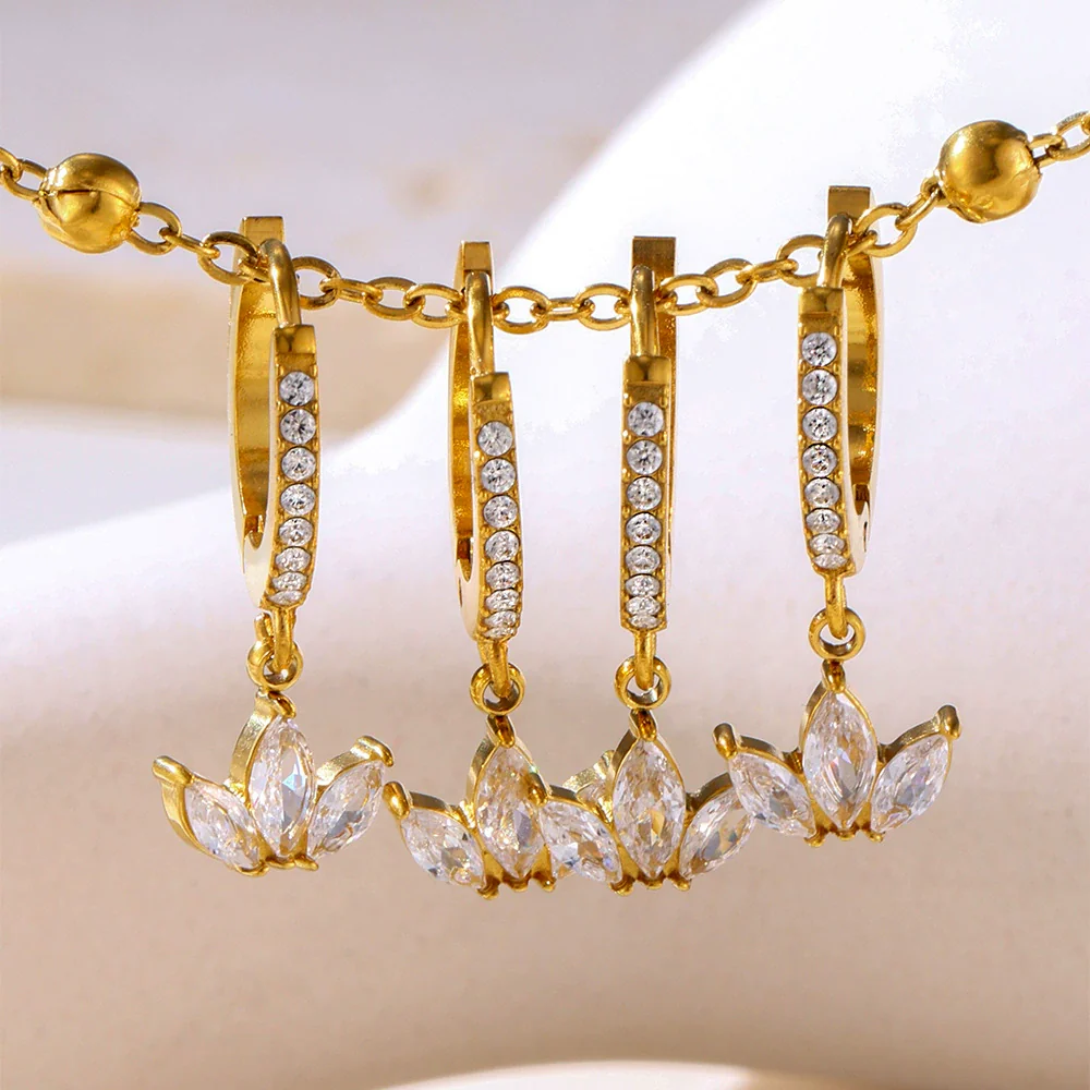 Wholesale Light Luxury Geometric Stainless Steel Ferris Wheel Clover Zircon Earrings For Women With Pvd Plated 18K Gold Color Retention - Image 4