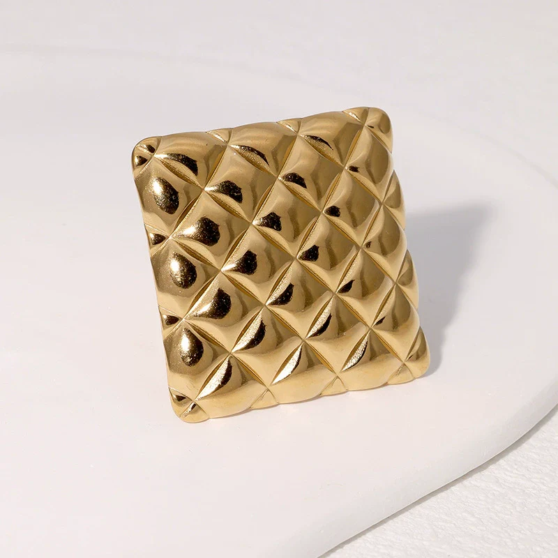 Wholesale Light Luxury Geometric Stainless Steel Open Ring For Women With Electroplating - Image 2