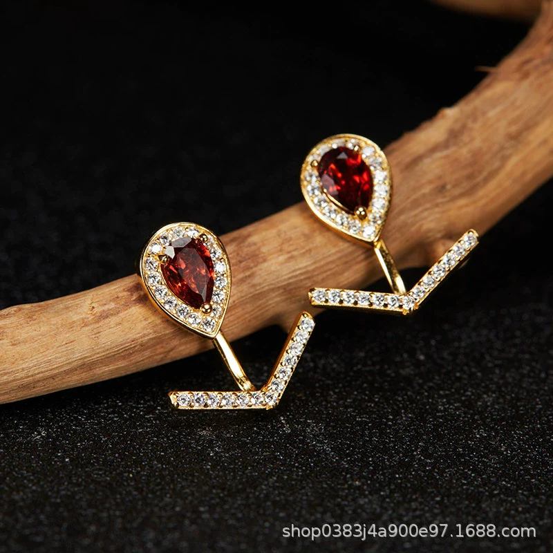 Wholesale Light Luxury Niche Style Vshaped Geometric Silver 925 Sterling Silver Plated 18K Gold Ring Set With Gems Jewelry Accessories - Image 16