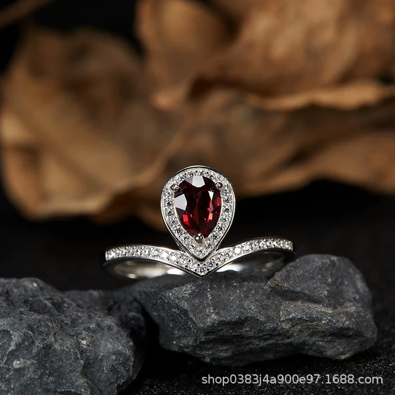 Wholesale Light Luxury Niche Style Vshaped Geometric Silver 925 Sterling Silver Plated 18K Gold Ring Set With Gems Jewelry Accessories - Image 2