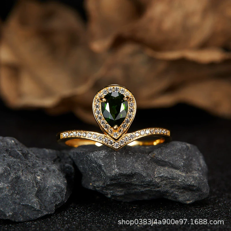 Wholesale Light Luxury Niche Style Vshaped Geometric Silver 925 Sterling Silver Plated 18K Gold Ring Set With Gems Jewelry Accessories - Image 3