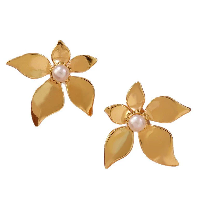 Wholesale Light Luxury Style Geometric Stamped Stainless Steel Pearl Flower Earrings For Women - Image 5