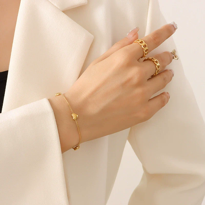 Wholesale Love Water Drops Bell Shaped Titanium Steel Gold Plated Jewelry Set For Women Necklace And Bracelet - Image 8