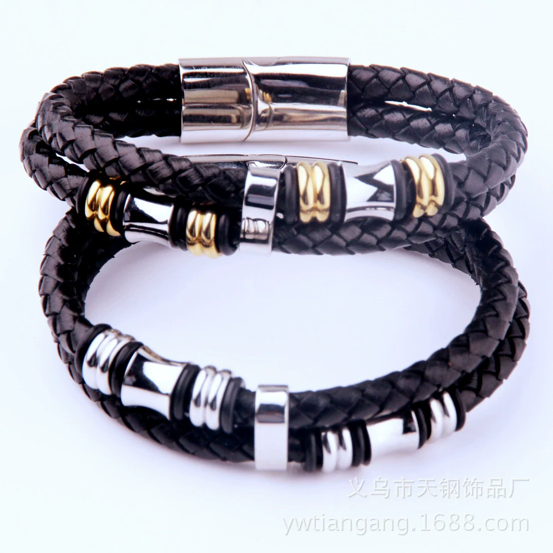 Wholesale Men's Simple Geometric Artificial Leather And Titanium Steel Braided Electroplated Bracelet Jewelry