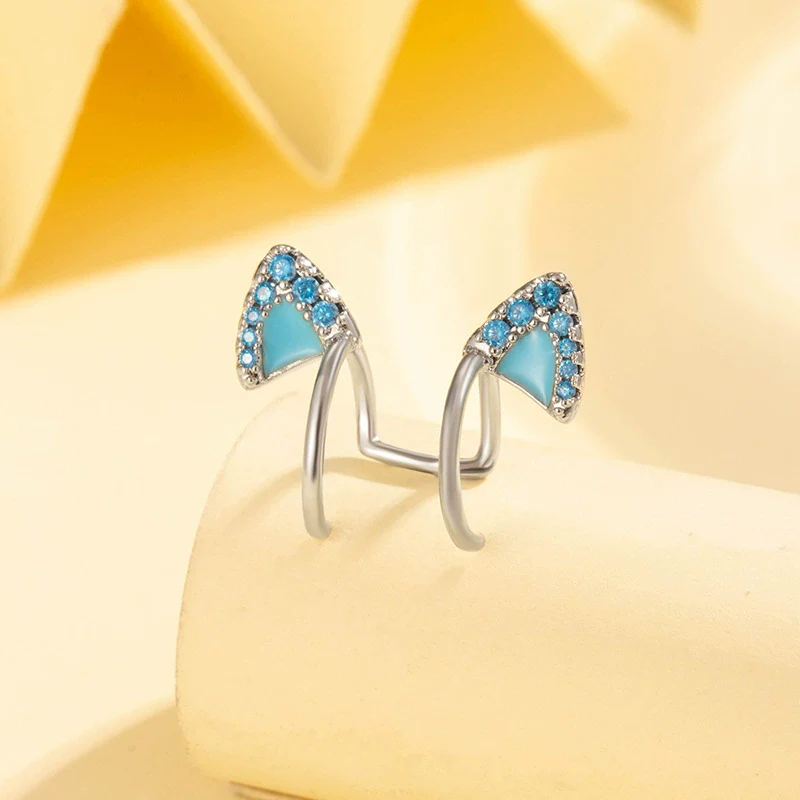 Wholesale Metal Electroplating Geometric Kitten Ear Bone Clip For Women Titanium Steel Micropaved Zircon Lovely Style Nonpierced - Image 2