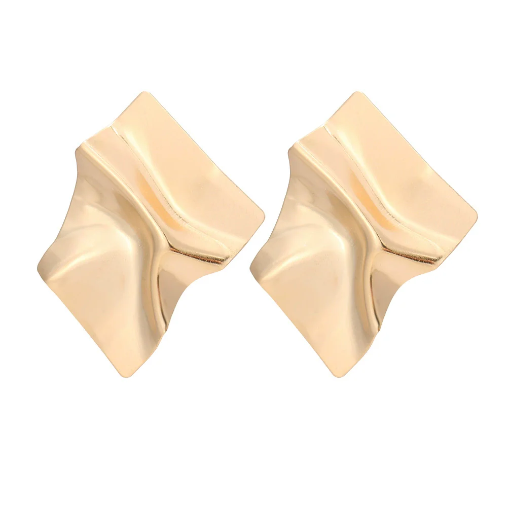 Wholesale Metal Geometric Asymmetrical Exaggerated Stylish Women's Earrings With Electroplating - Image 6