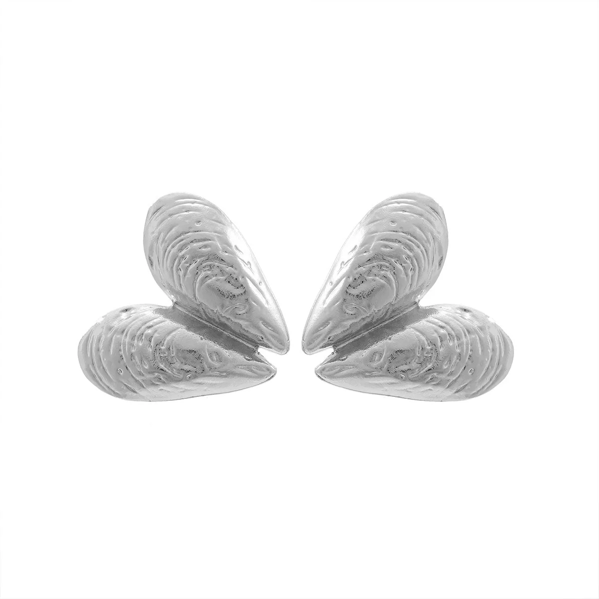 Wholesale Metal Heart Shape Zinc Alloy Electroplating Fashion Niche Design Women's Earrings - Image 5