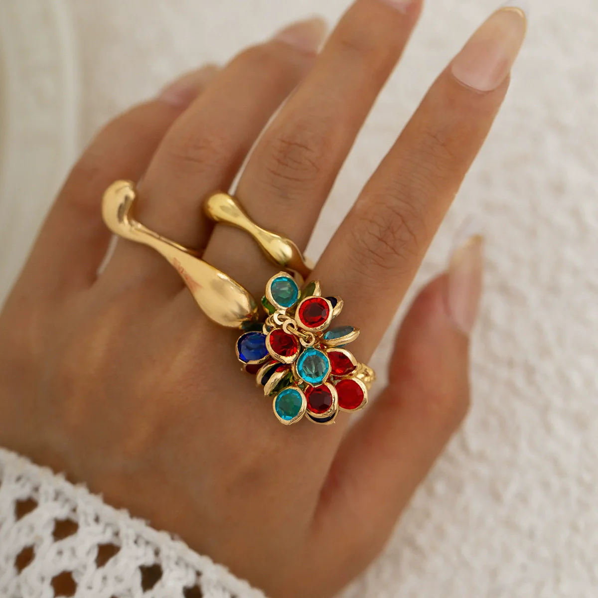Wholesale Metal Ring With Colored Gemstone Pendant Tassel Design Bohemian Style Heart Shape And Geometric Pattern Electroplated - Image 2