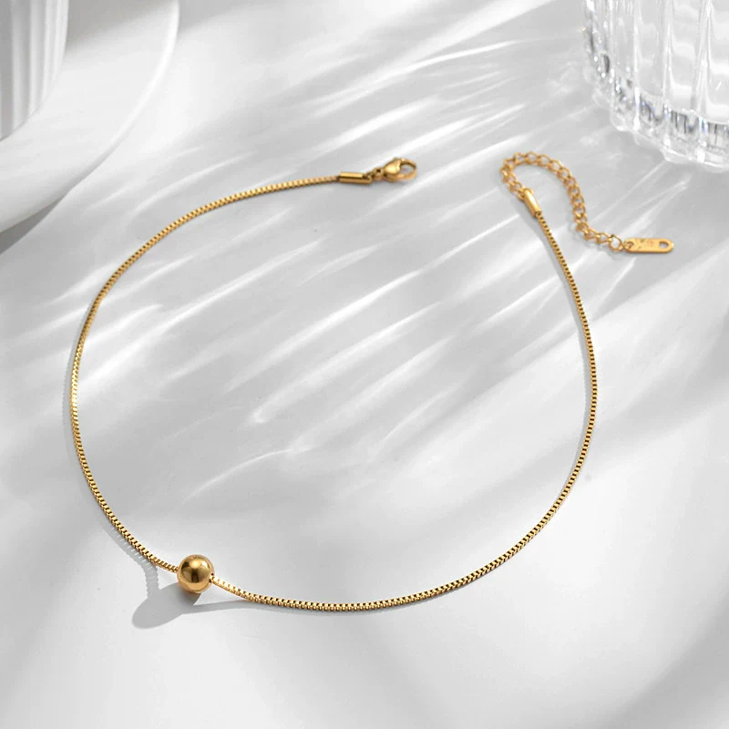 Wholesale Minimalist Geometric Titanium Steel Goldplated Women's Box Chain Necklace - Image 4