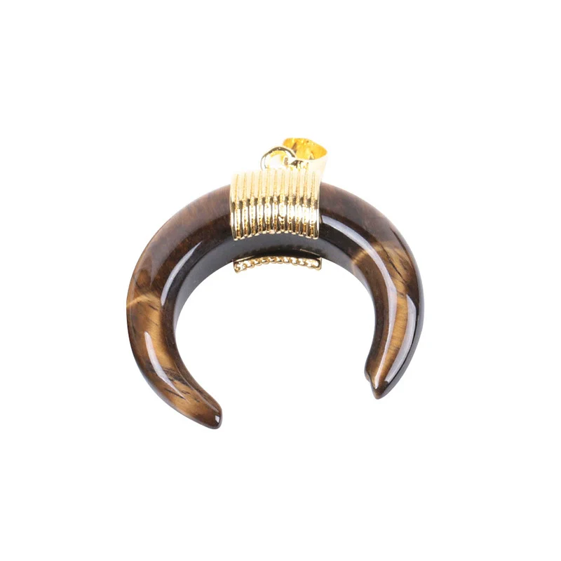 Wholesale Minimalist Natural Crystal Moonstone Semiprecious Stone Copper Buckle Pendant Jewelry With Electroplating - Image 5