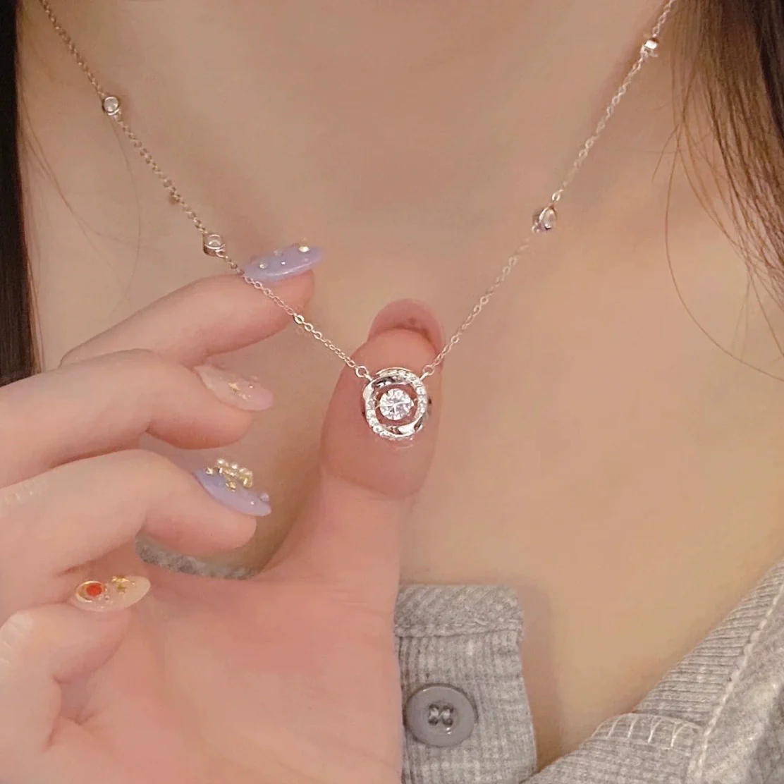 Wholesale Moissanite Necklace S925 Sterling Silver Geometric Mobius Women's Fashion Necklace - Image 3