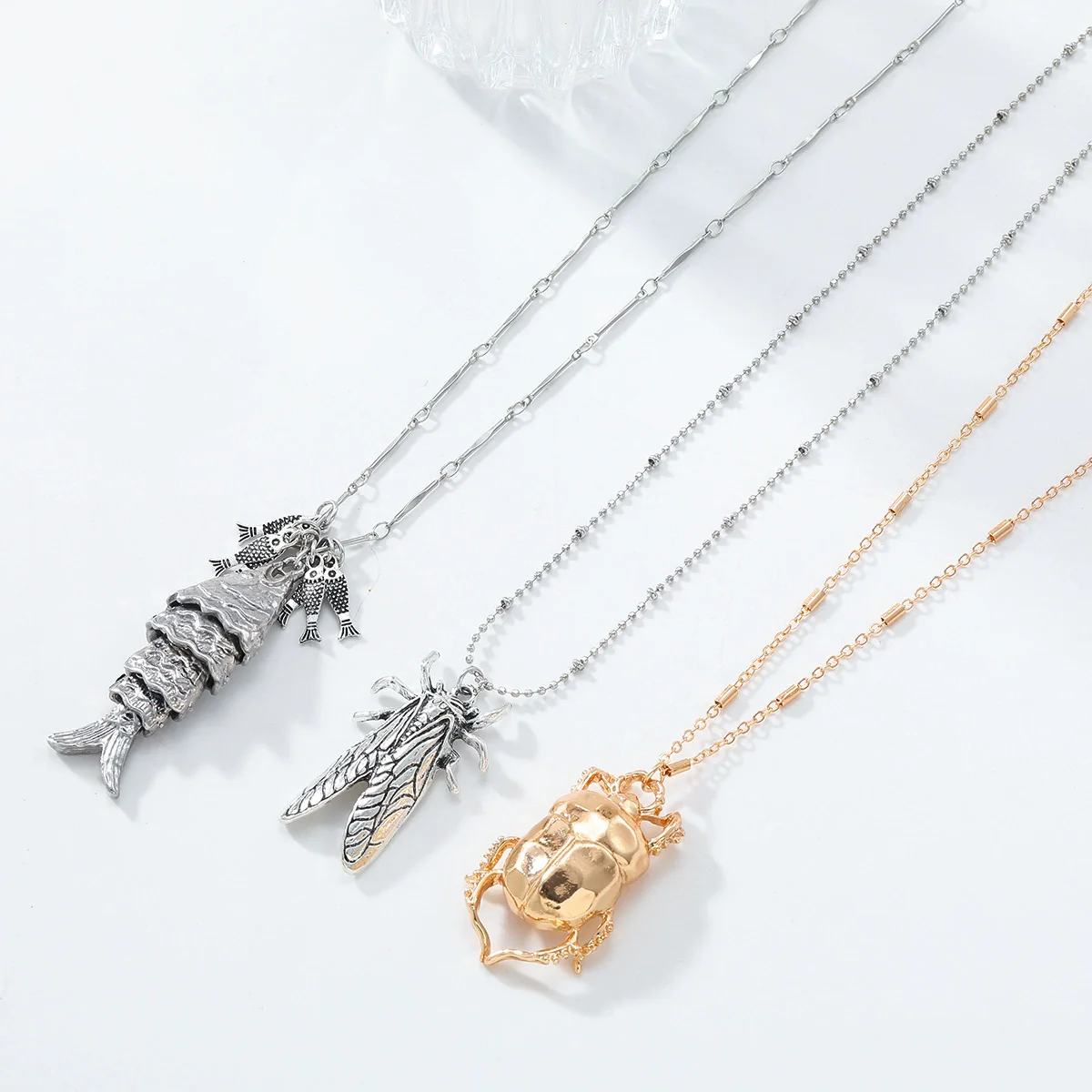 Wholesale Necklace Alloy Insect Pattern Inlaid Pearl Electroplating Punk Style - Image 4