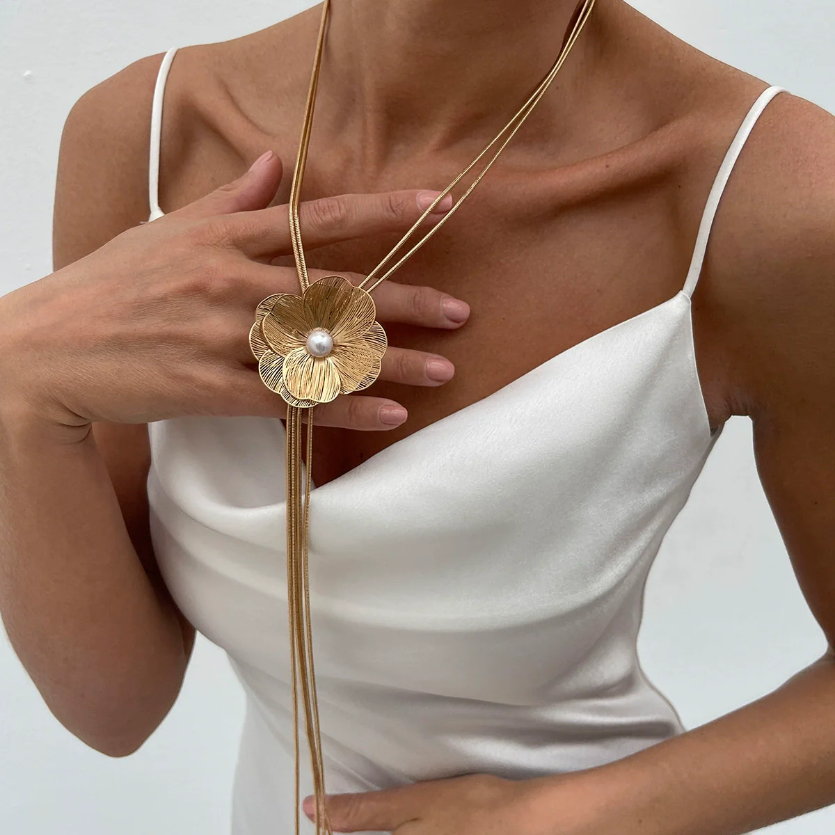 Wholesale Necklace Copper Chain Imitation Pearls Flower Shape Electroplating Women's - Image 6