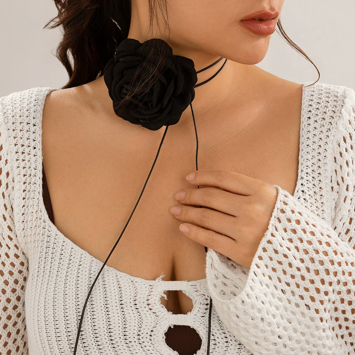 Wholesale Necklace Fabric Wax Thread Winding Geometric Flower Handmade Retro Style - Image 3