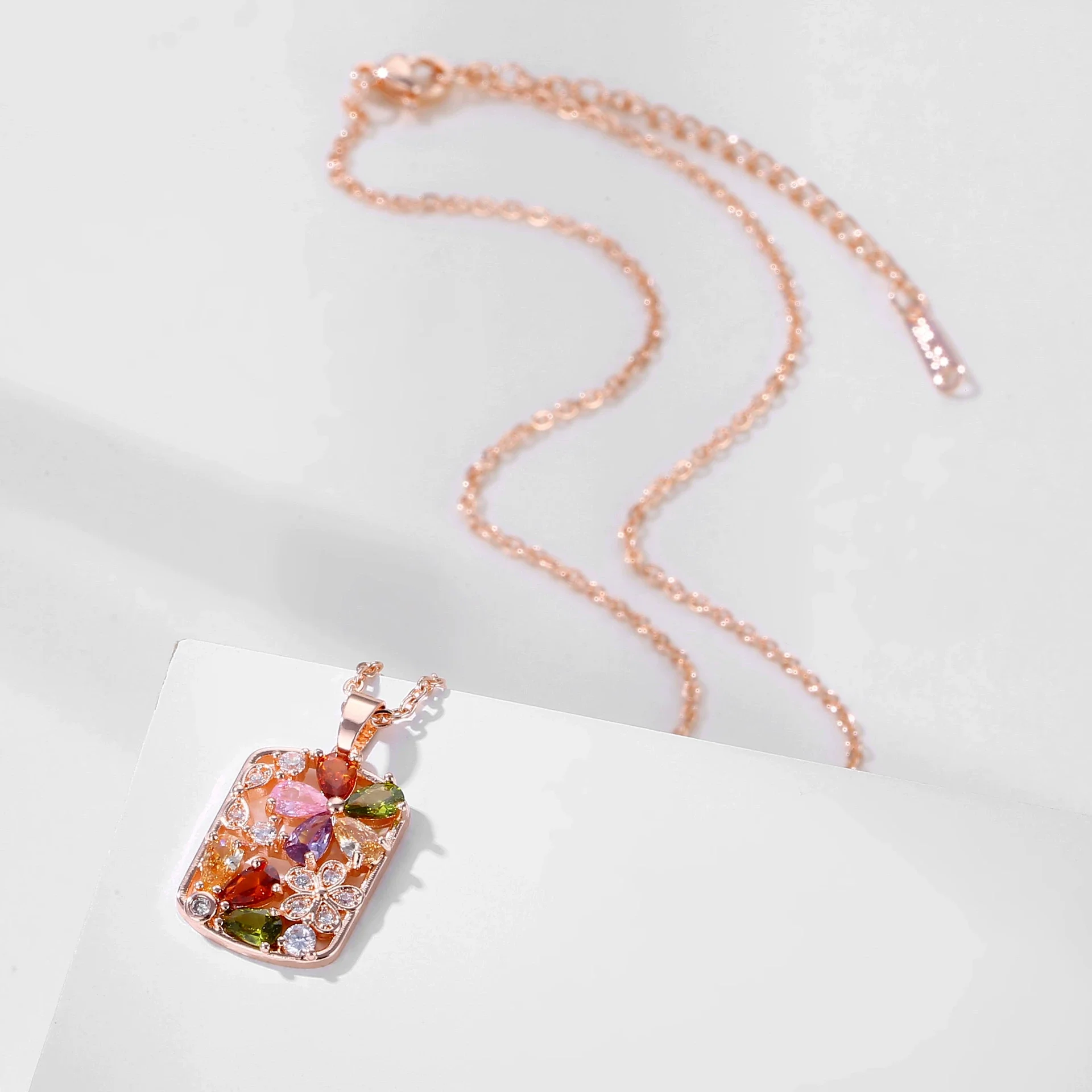 Wholesale Necklace Jewelry With Zircon Hollow Flower Pendant Copper Titanium Steel Color Retention Rhombus Design