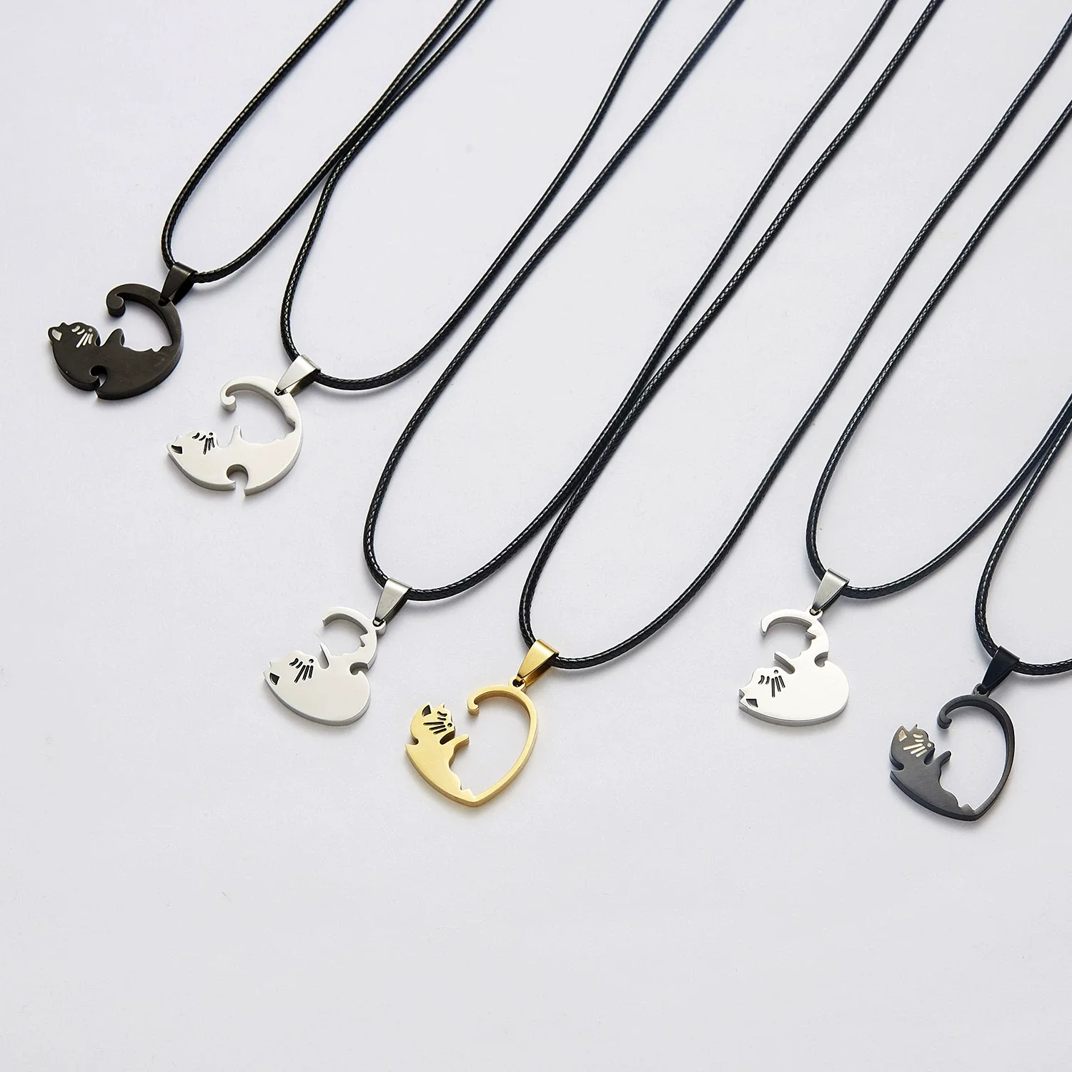 Wholesale Necklace Stainless Steel Animal Cat Pendant With Black And White Kitten Embrace Love Pattern Leather Rope Chain Electroplated - Image 2