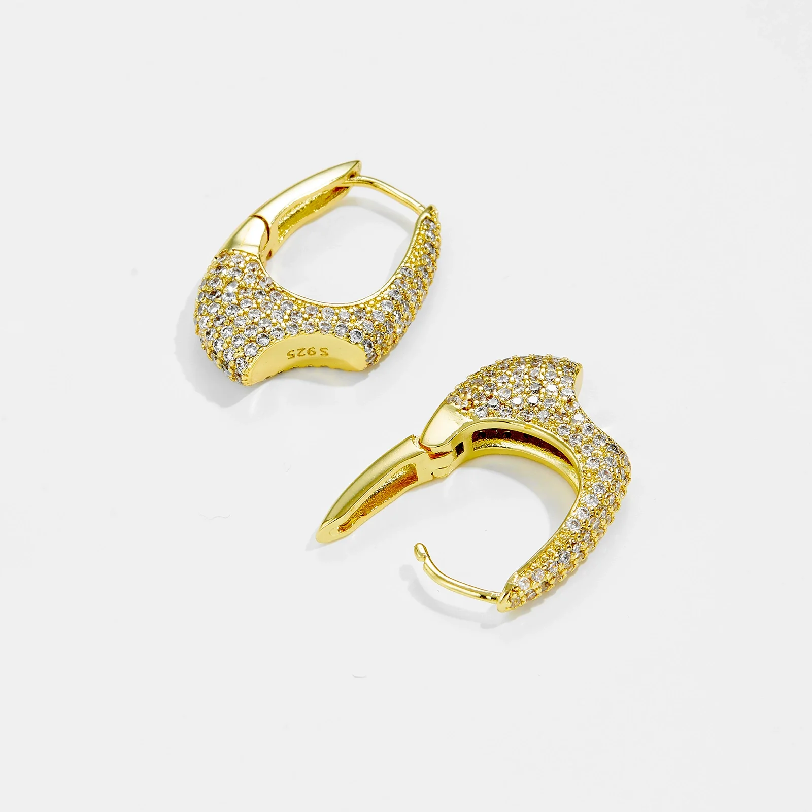 Wholesale Oval Copper Earrings With Microencrusted Zircon And Electroplated Platinum 18K Gold Irregular Design - Image 4
