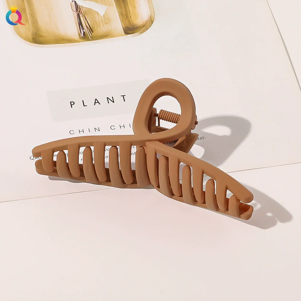 Wholesale Plastic Minimalist Geometric Handmade Women's Shark Hair Clip - Image 10