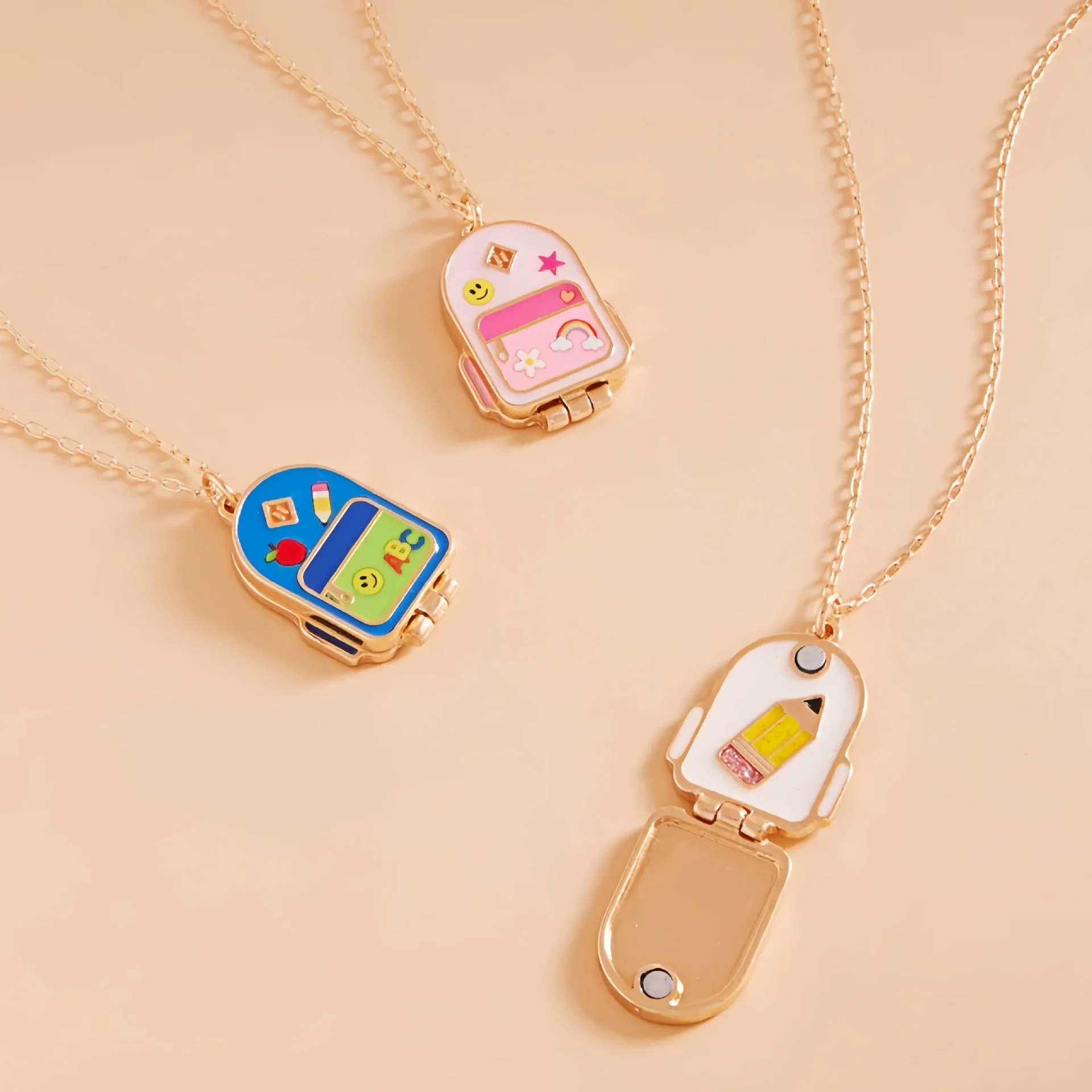 Wholesale Preppy Casual Style Unisex Opening And Closing Copper Pendant Necklace With 18K Electroplated Finish - Image 3