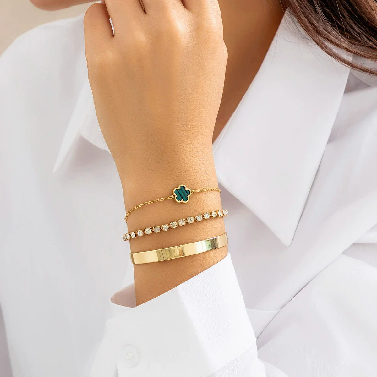 Wholesale Punk Rhinestone Alloy Five Leaf Clover Geometric Electroplated Women's Bracelet - Image 8
