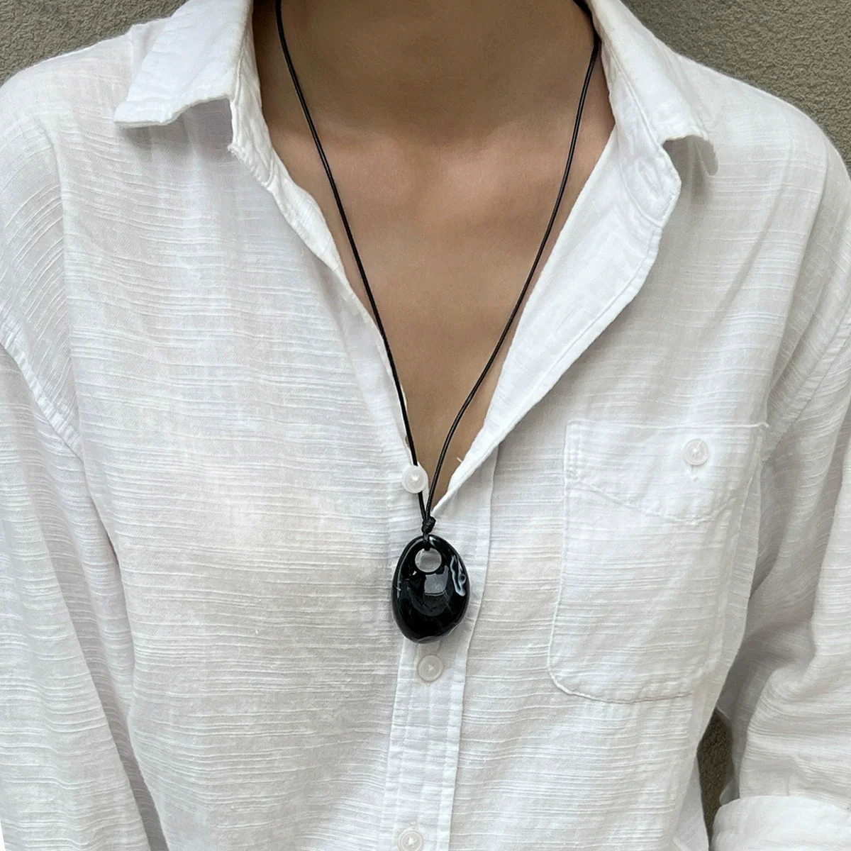 Wholesale Resin Geometric Pendant Necklace Handmade - Image 2