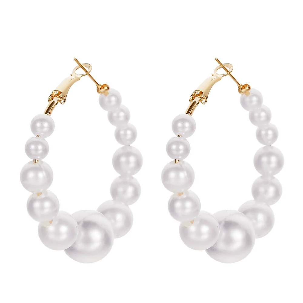 Wholesale Retro C Shaped Geometric Pearl And Alloy Earrings - Image 6