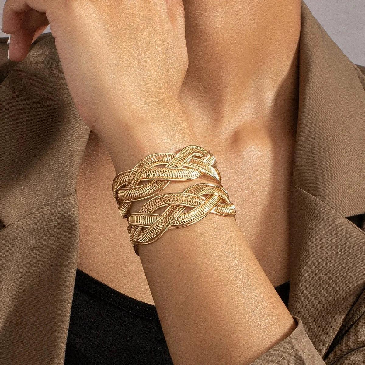 Wholesale Retro Geometric Alloy Woven Mesh Adjustable Wide Face Bracelet With Electroplating Treatment For Women And Unisex