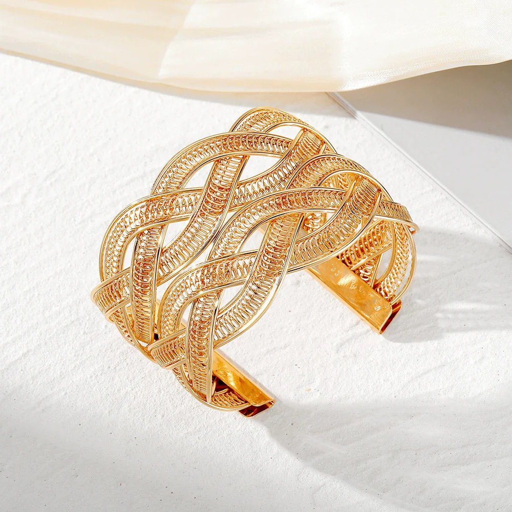 Wholesale Retro Geometric Alloy Woven Mesh Adjustable Wide Face Bracelet With Electroplating Treatment For Women And Unisex - Image 2