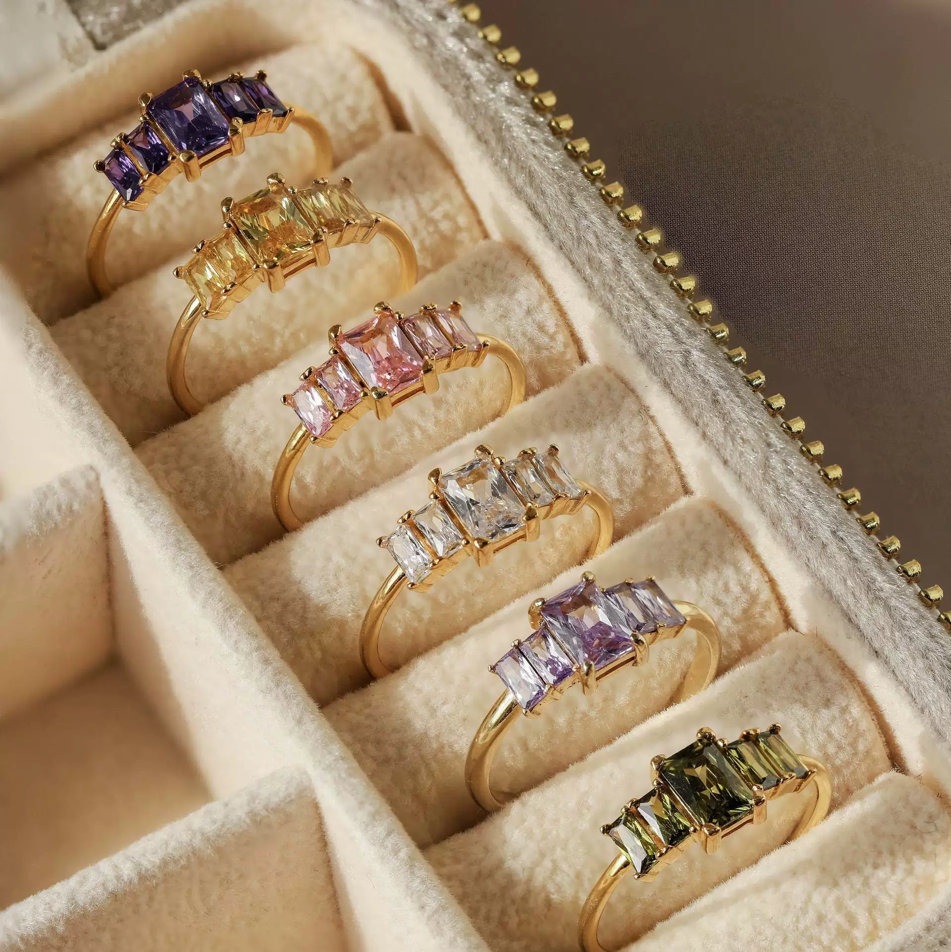 Wholesale Retro Geometric Colored Zircon December Birthstone Titanium Steel Electroplated Ring Unisex
