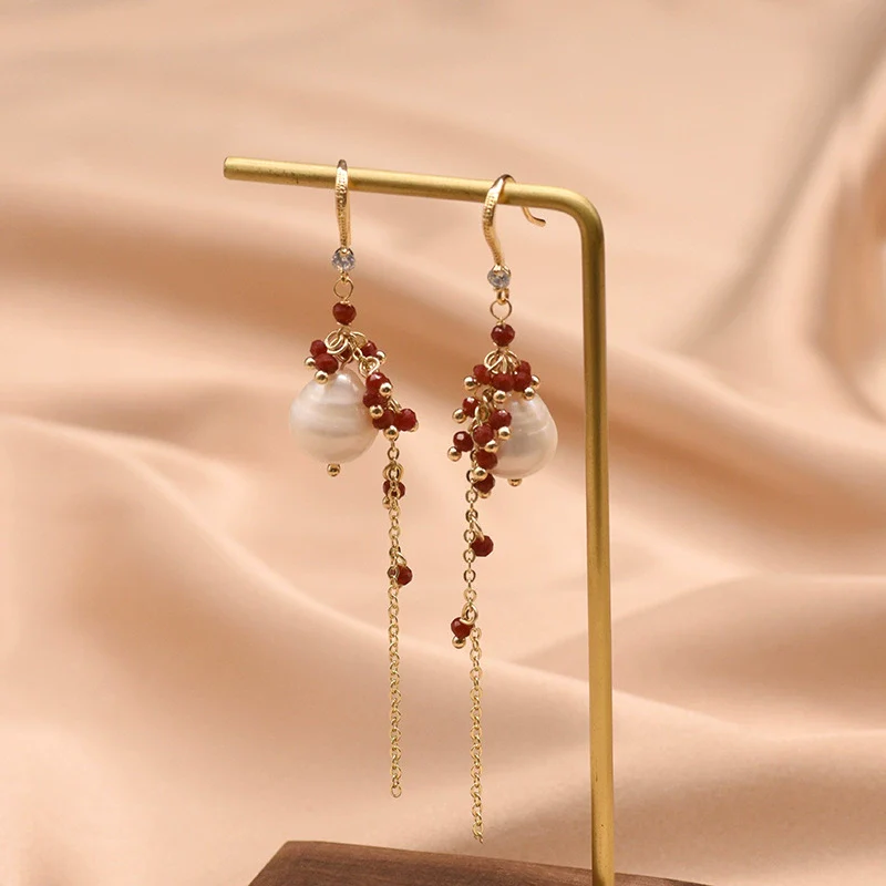 Wholesale Retro Geometric Natural Pearl 925 Sterling Silver Tassel Earrings With Electroplating - Image 7