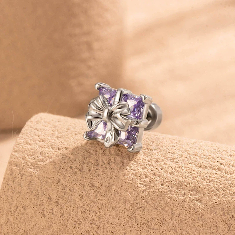 Wholesale Retro Style Bow Shape Zirconia Metal Earrings - Image 8