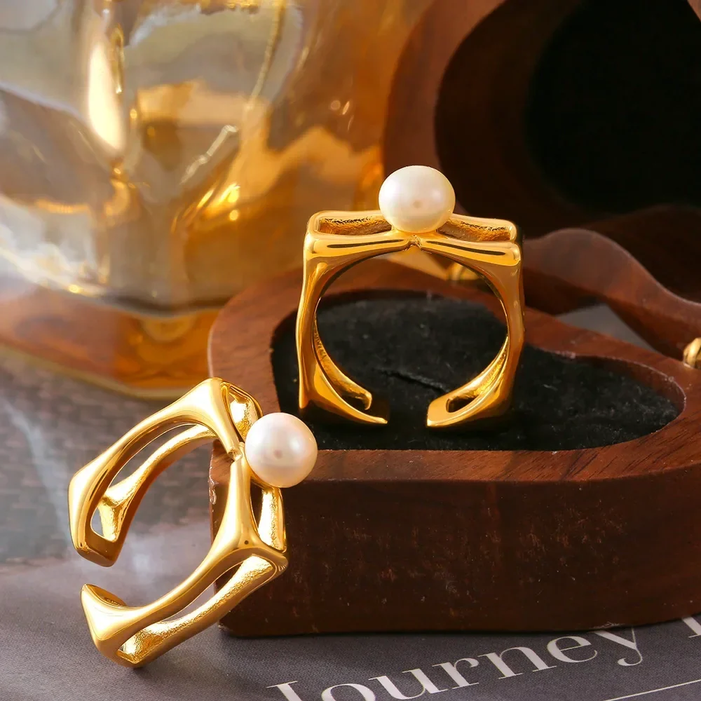 Wholesale Ring Stainless Steel Plated With Gold Square Hollow Set Pearl Geometric Style