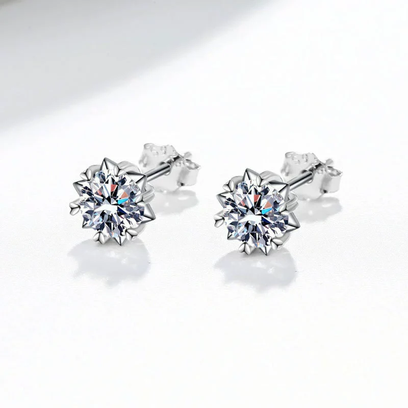 Wholesale S925 Sterling Silver Earrings With Six Claw Petals Moissanite And Eight Hearts Eight Arrows Design Electroplated - Image 4