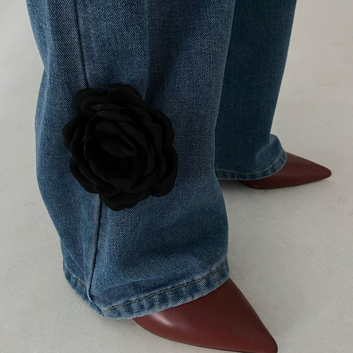 Wholesale Satin Retro Style Flower Anklet For Women - Image 6