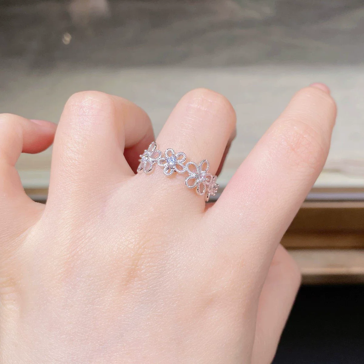 Wholesale Silver Daisy Open Ring Handmade Retro Carved Electroplated For Women - Image 3