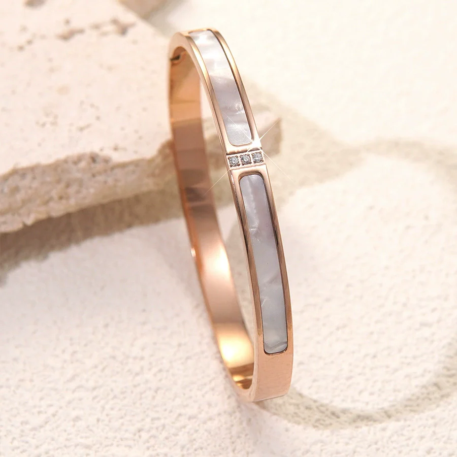 Wholesale Simple Elegant And Versatile Geometric Rose Gold Electroplated Stainless Steel Titanium Steel Bracelets Jewelry Accessories - Image 4