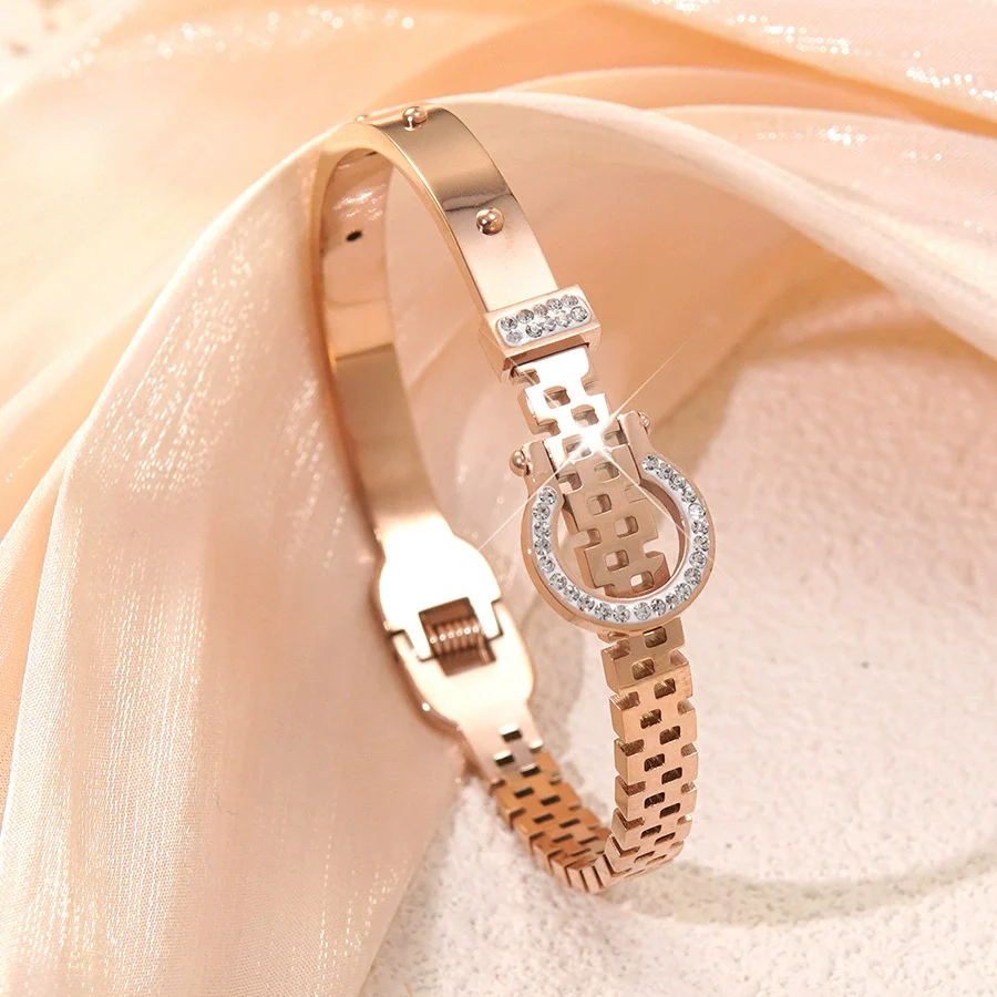 Wholesale Simple Elegant And Versatile Geometric Rose Gold Electroplated Stainless Steel Titanium Steel Bracelets Jewelry Accessories - Image 6