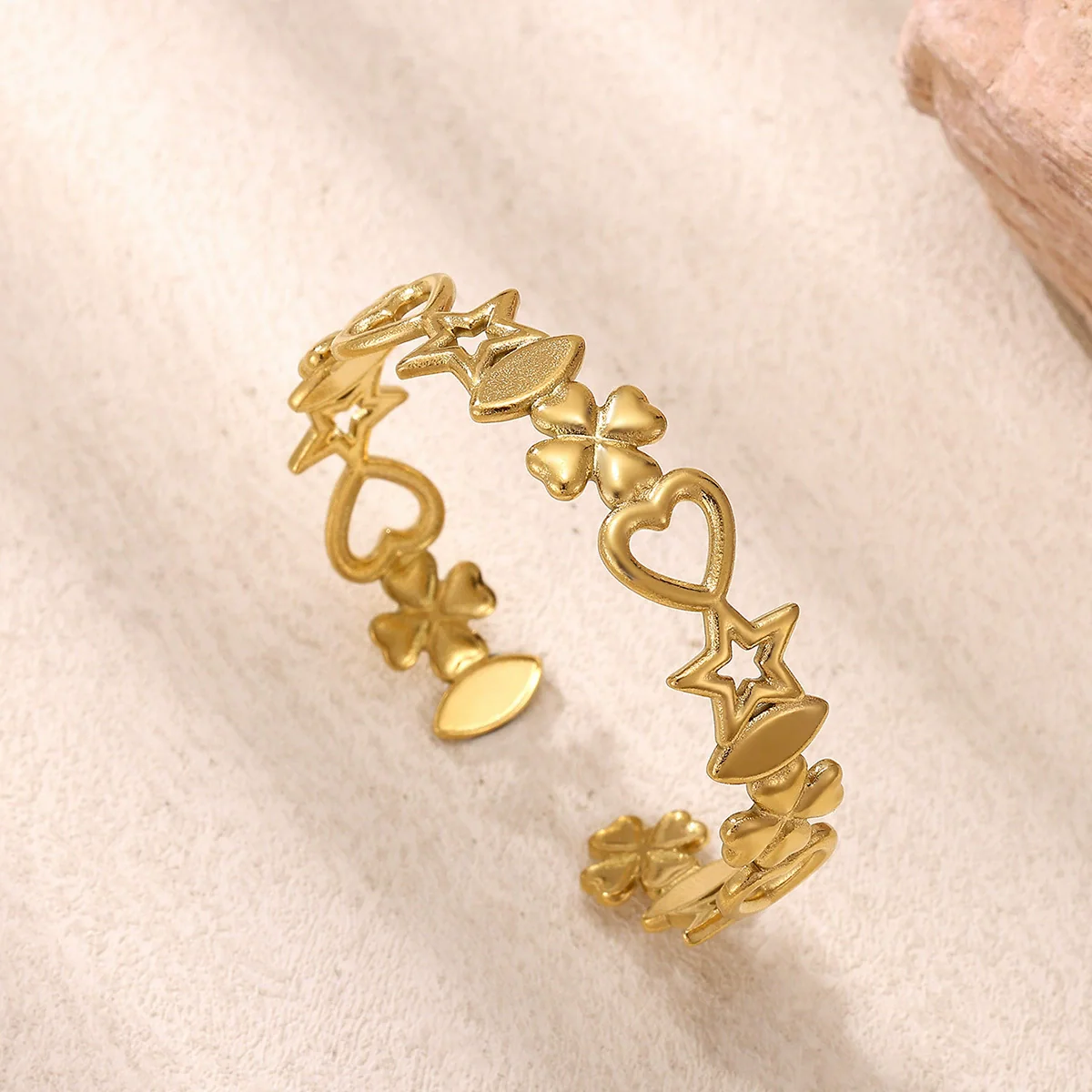 Wholesale Simple Geometric Circle Stainless Steel Gold Electroplated Doublelayer Glossy Metallic Opening Adjustable Bracelet - Image 2