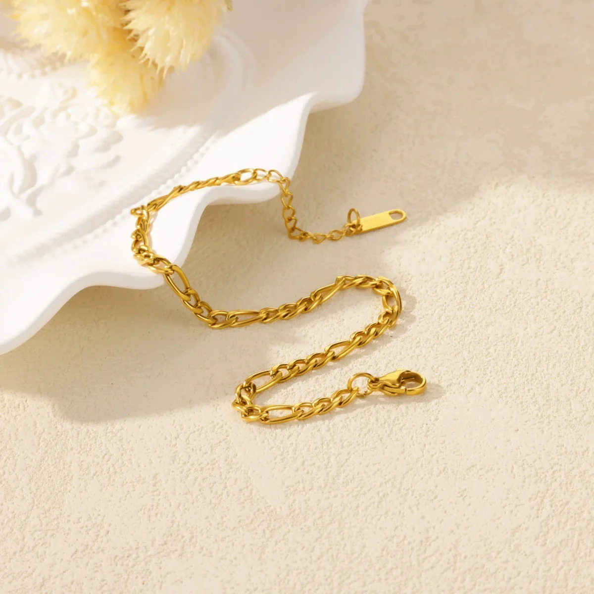 Wholesale Simple Geometric Stainless Steel 18K Gold Plated Women's Bracelet With Twist Snake Bone Chain - Image 4