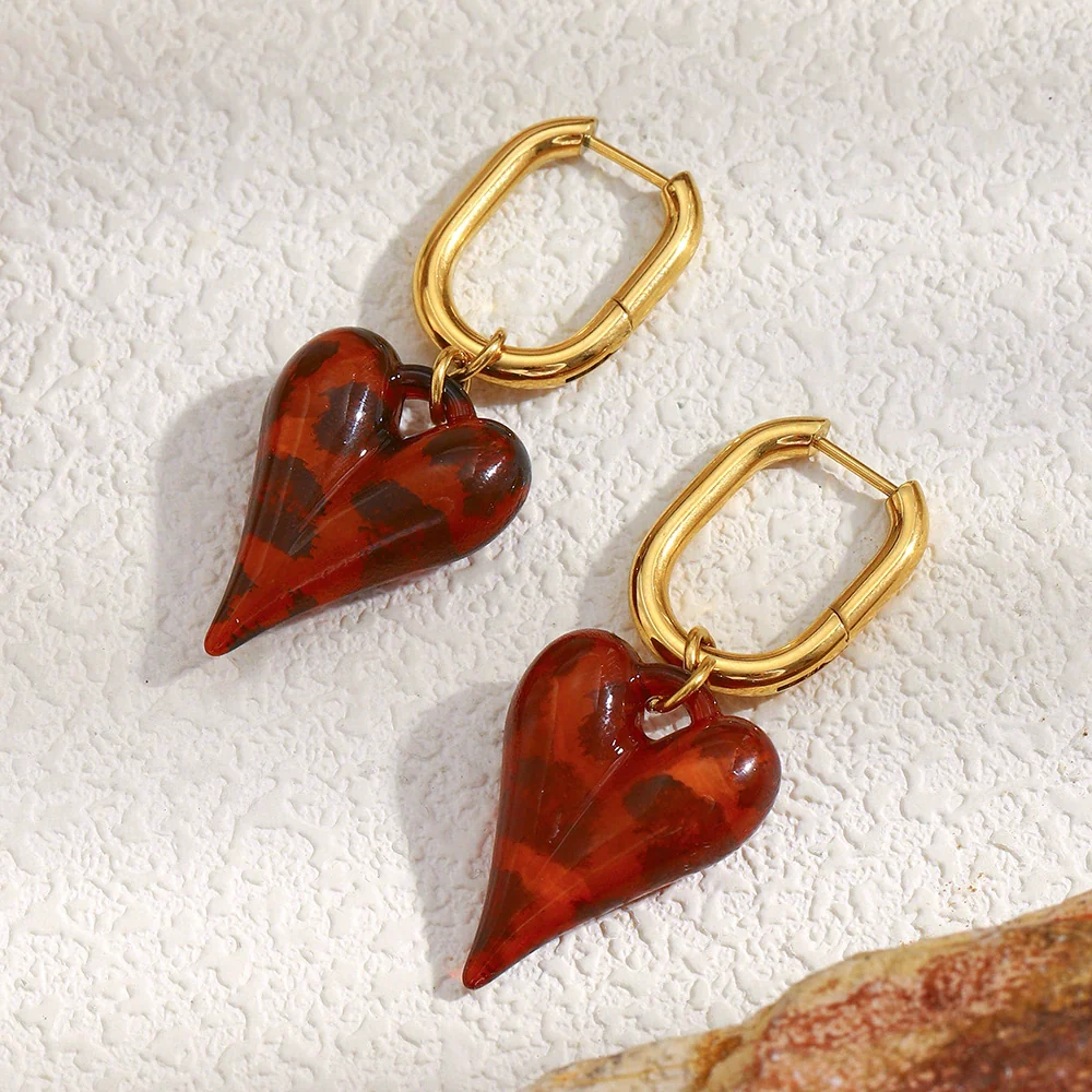 Wholesale Simple Light Luxury Geometric Heart Shaped Stainless Steel Electroplated Long Ushaped Earrings For Women - Image 4