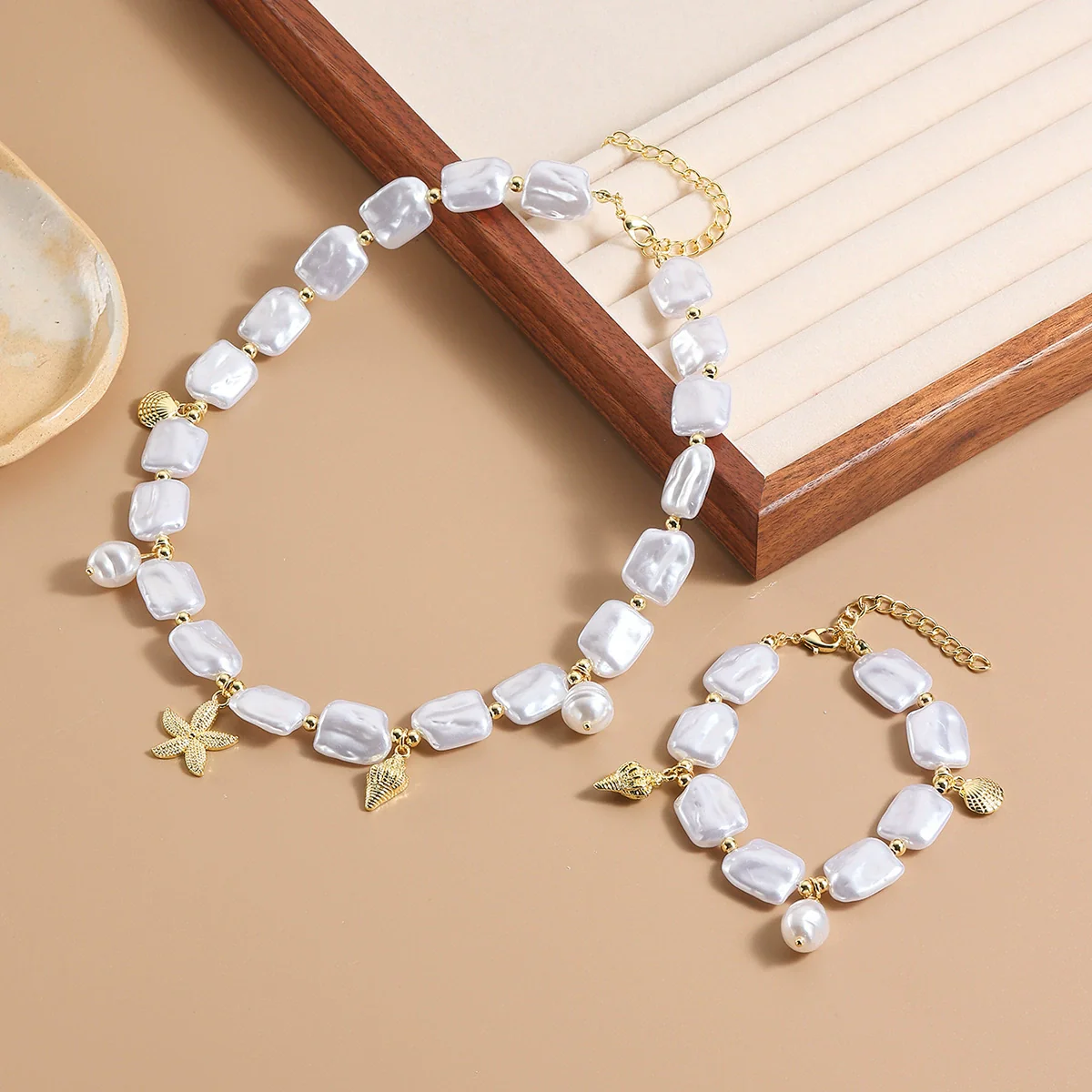 Wholesale Special Shaped Baroque Imitation Pearl Necklace And Bracelet Jewelry Set With Marine Life Pattern And Electroplating Process - Image 12