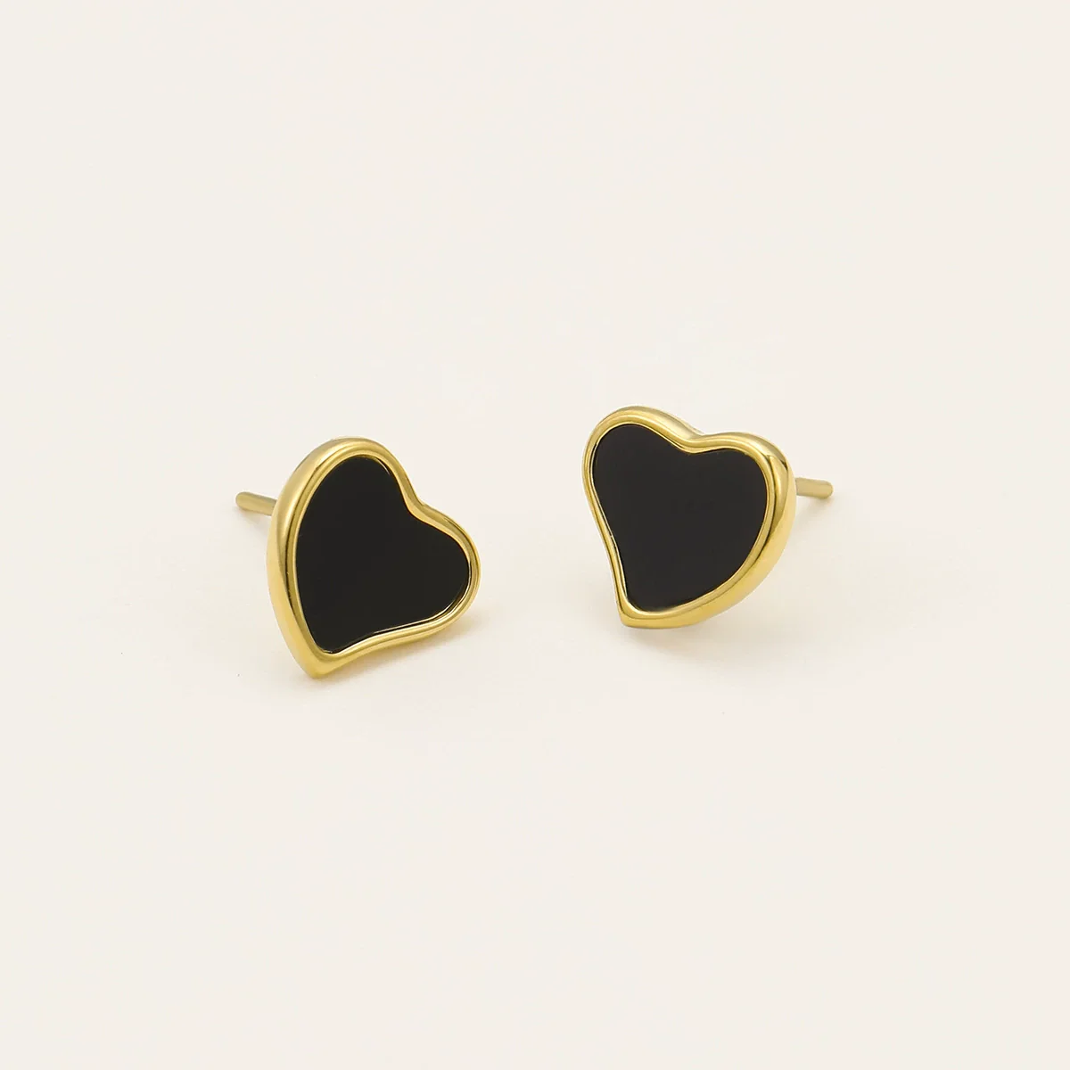 Wholesale Stainless Steel 18K Electroplated Heart Shape Jewelry Set For Women Earrings And Necklace - Image 5