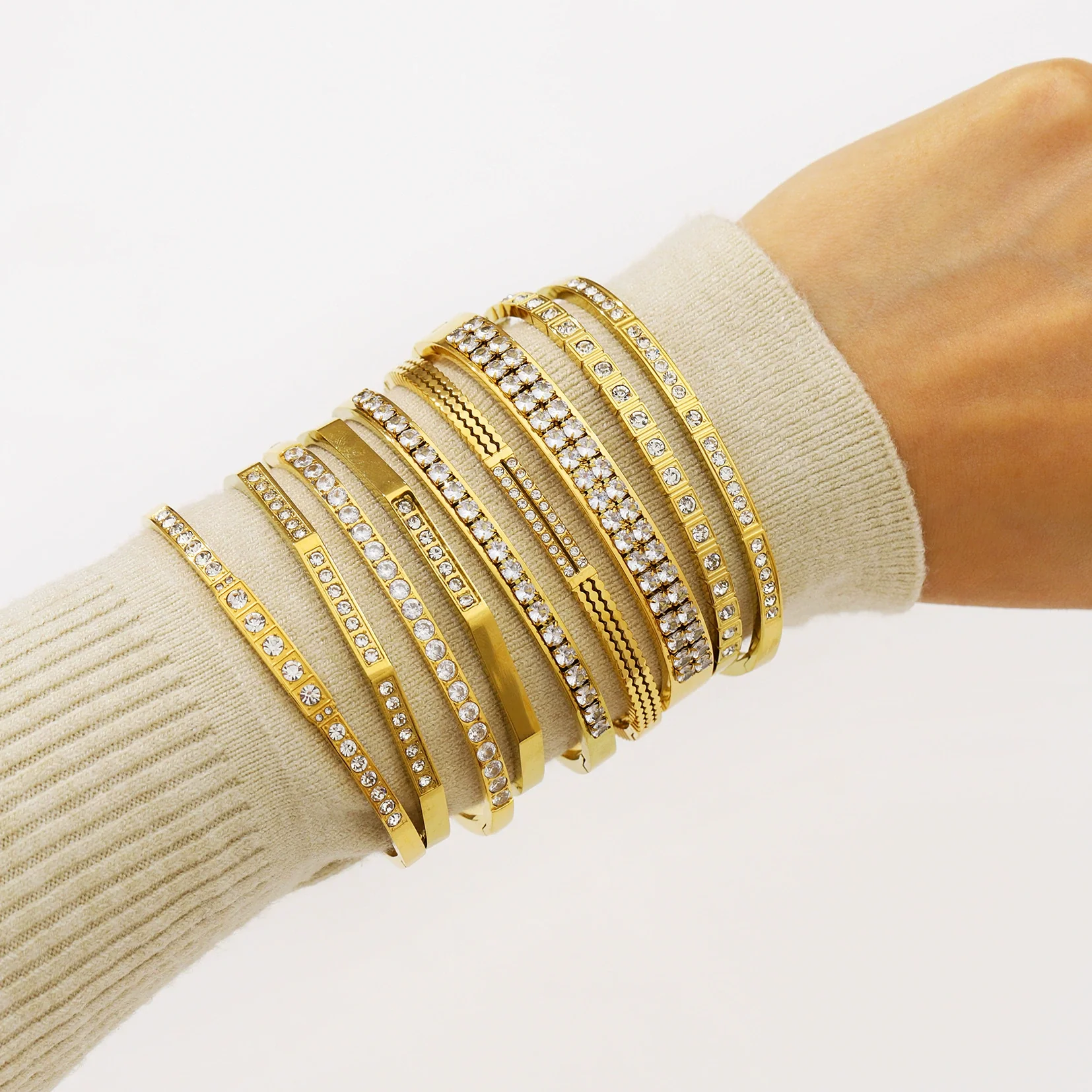 Wholesale Stainless Steel 18K Vacuum Plated In Furnace Bracelet Inlaid With Zircons In Ins Style - Image 3