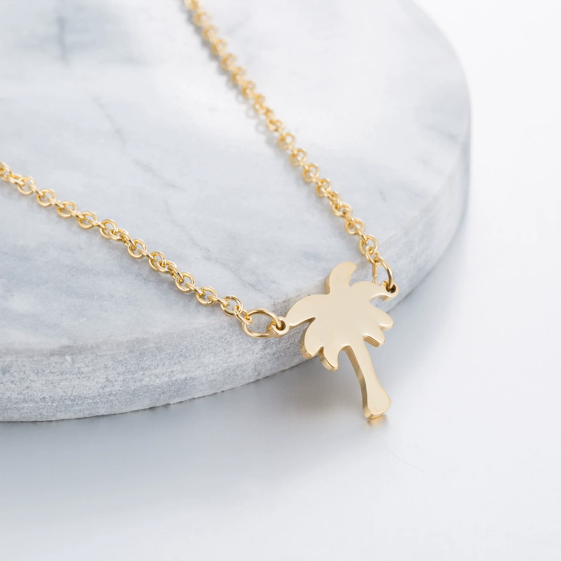 Wholesale Stainless Steel Coconut Tree Pendant Clavicle Chain With Leaf Pattern Simple Style For Women - Image 4