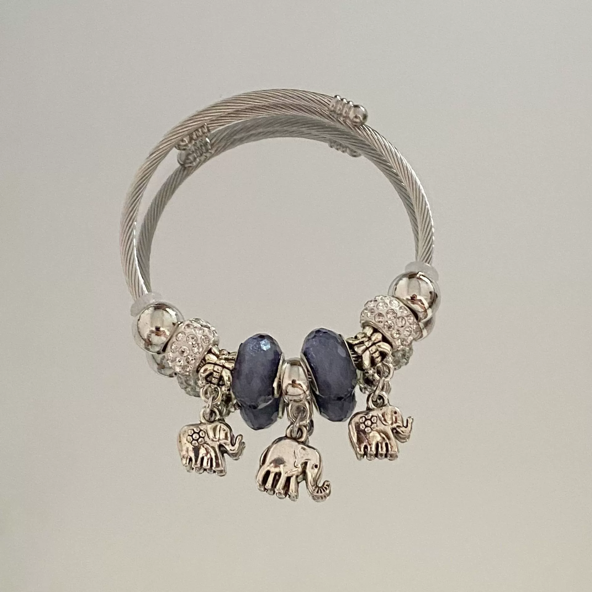 Wholesale Stainless Steel Electroplated Elephant Pendant Panstyle Beaded Bracelet - Image 10