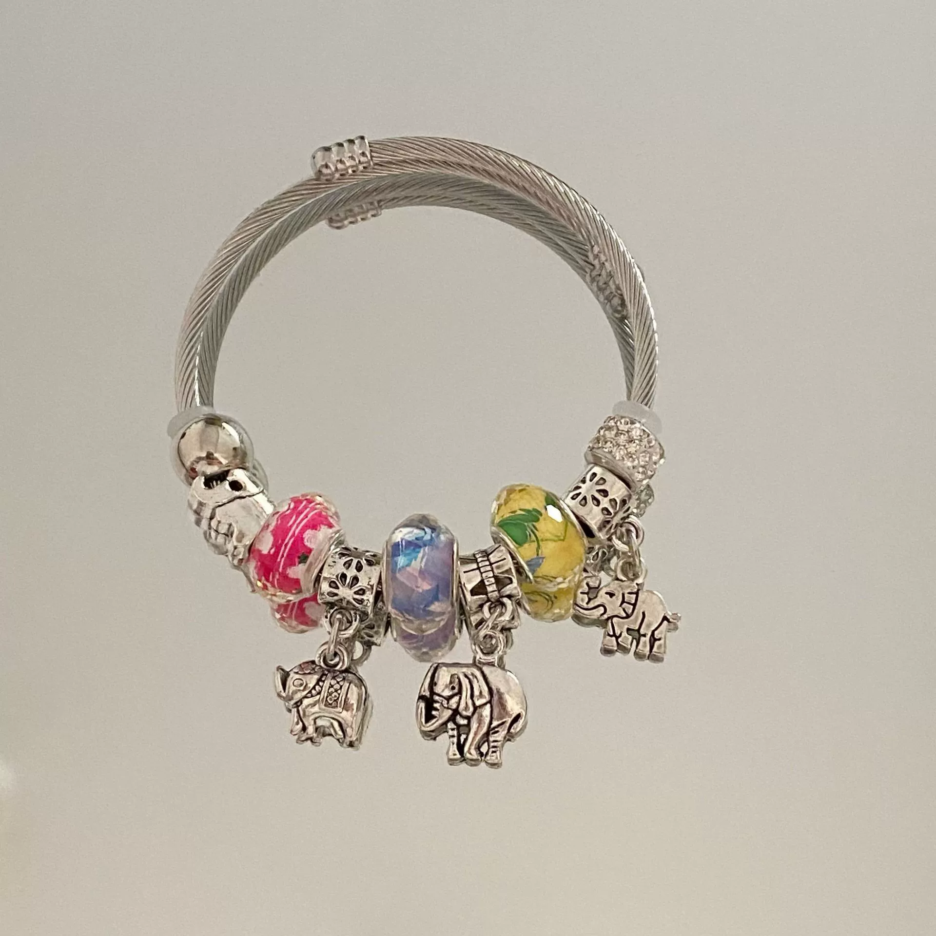 Wholesale Stainless Steel Electroplated Elephant Pendant Panstyle Beaded Bracelet - Image 9